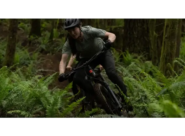 Santa Cruz Vala 1 AL Mountain E-Bike Purple