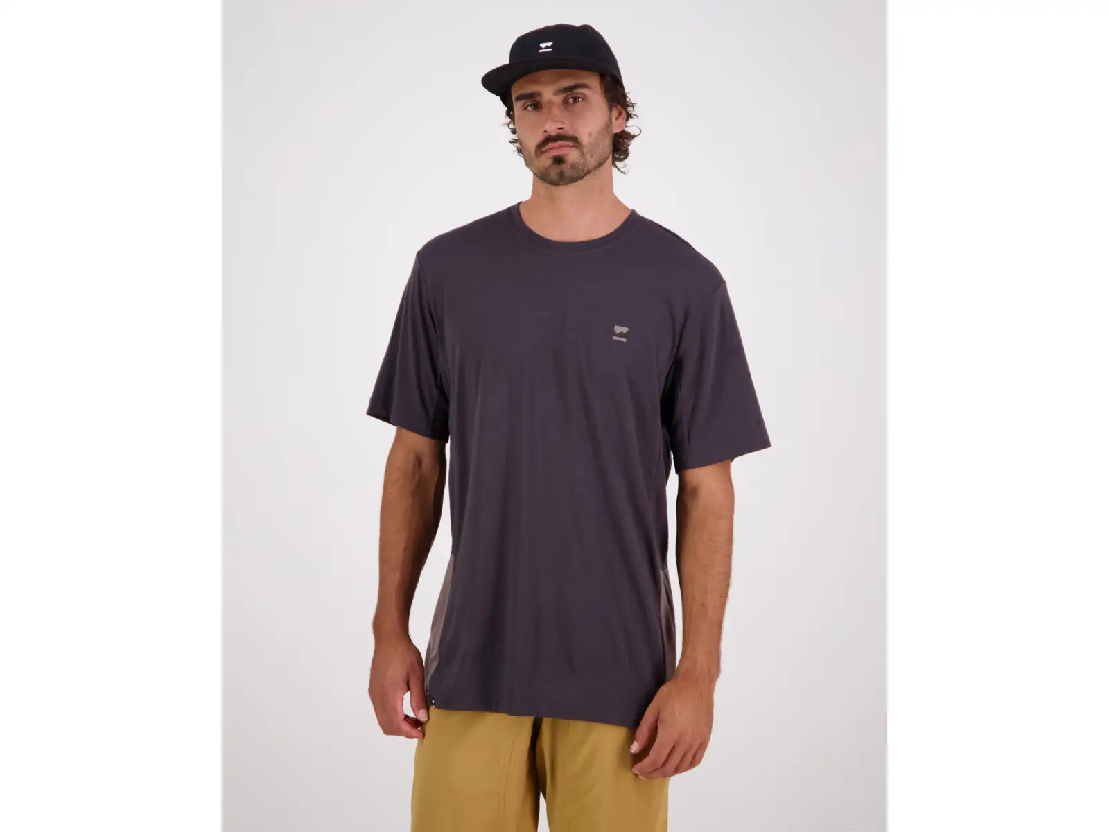 Mons Royale Tarn Merino Shift Herren T-Shirt mit kurzen Ärmeln in Iron Shale.