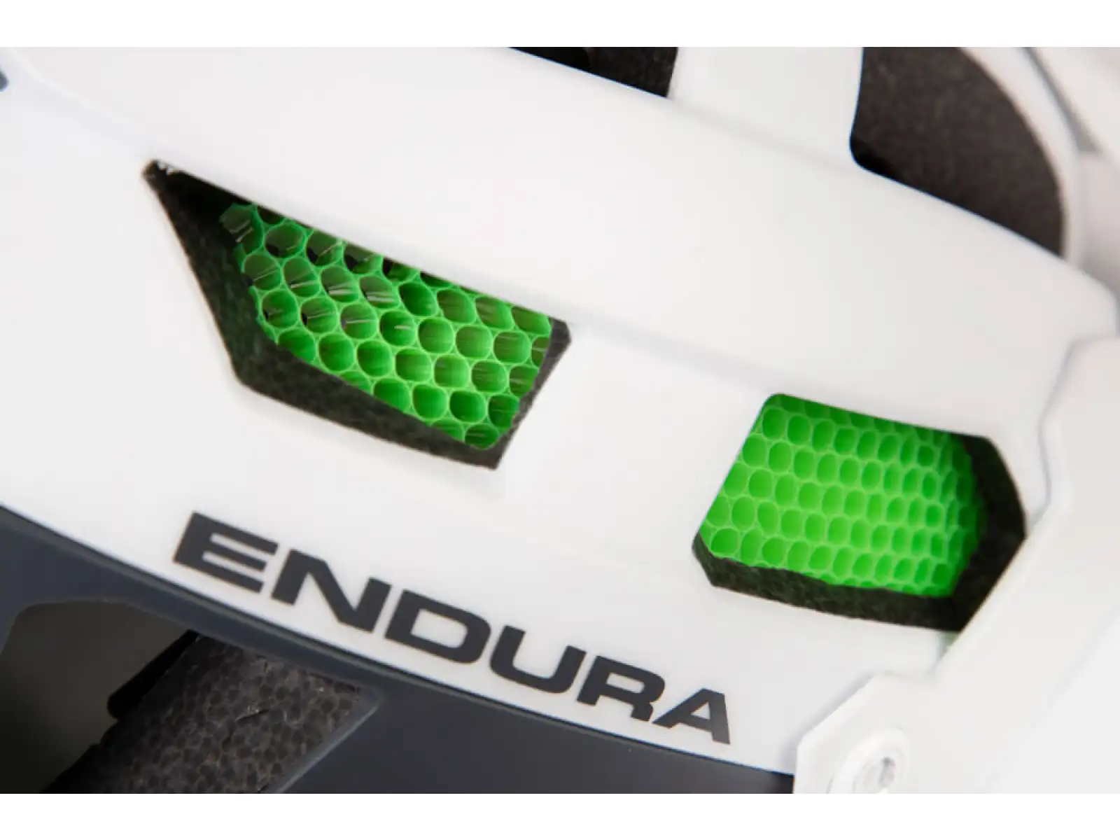 Endura SingleTrack Helm Grün