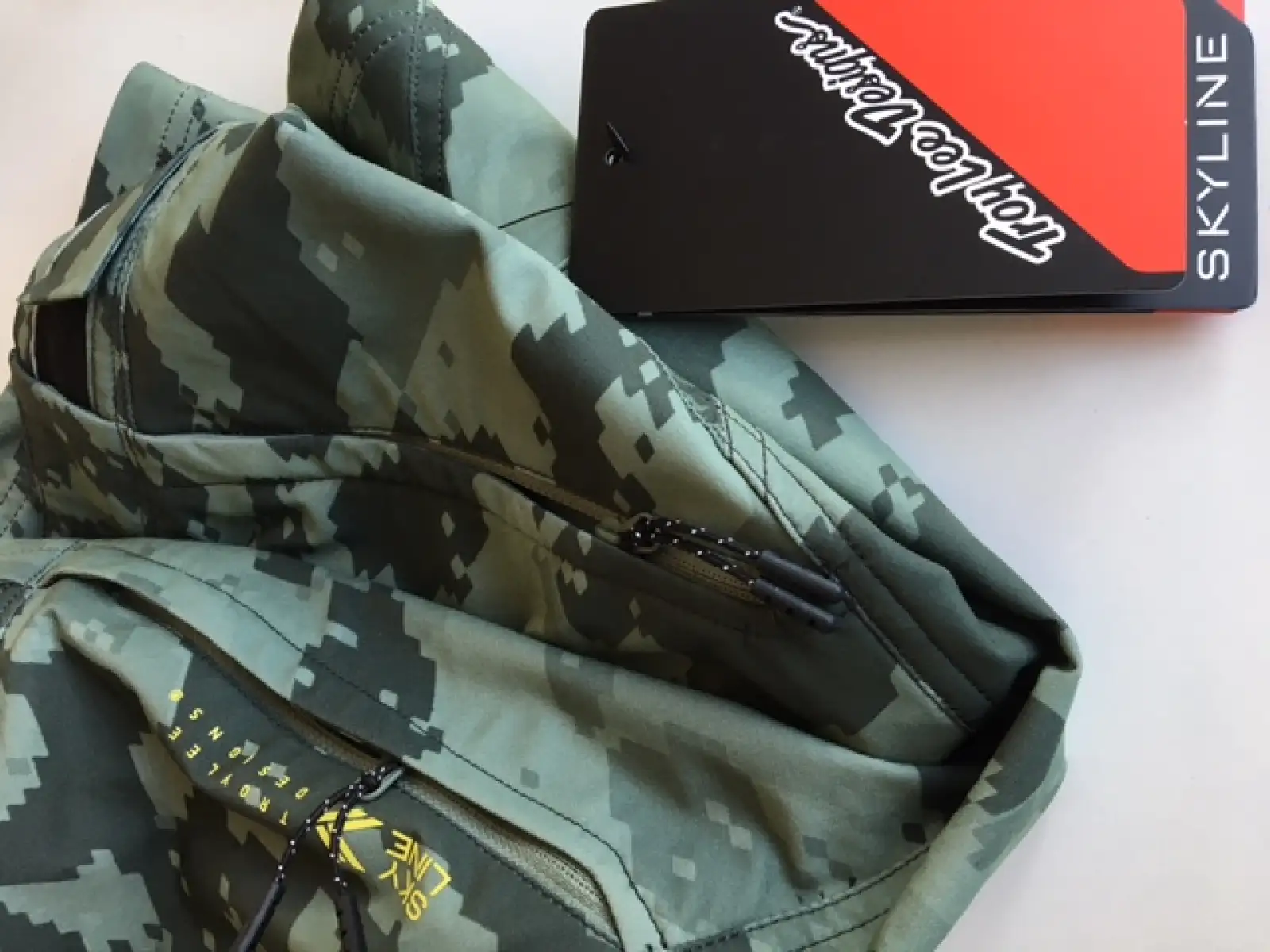 Troy Lee Designs Skyline Shell Herren-Shorts Digi Camo Spruce