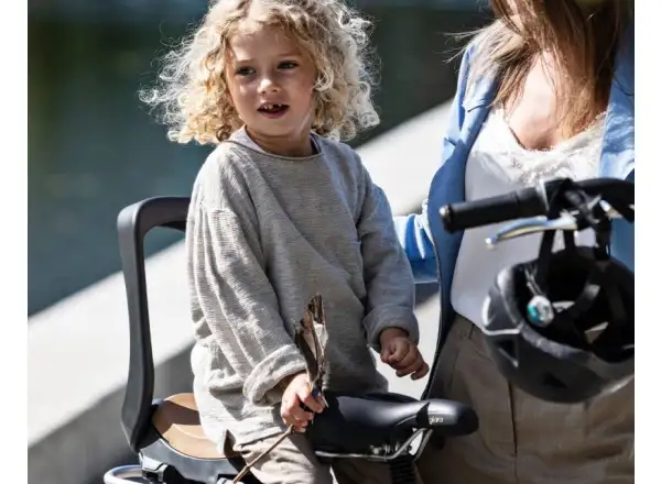 Kinderfahrradsitz Urban Iki Bincho Schwarz/Kurumi Braun