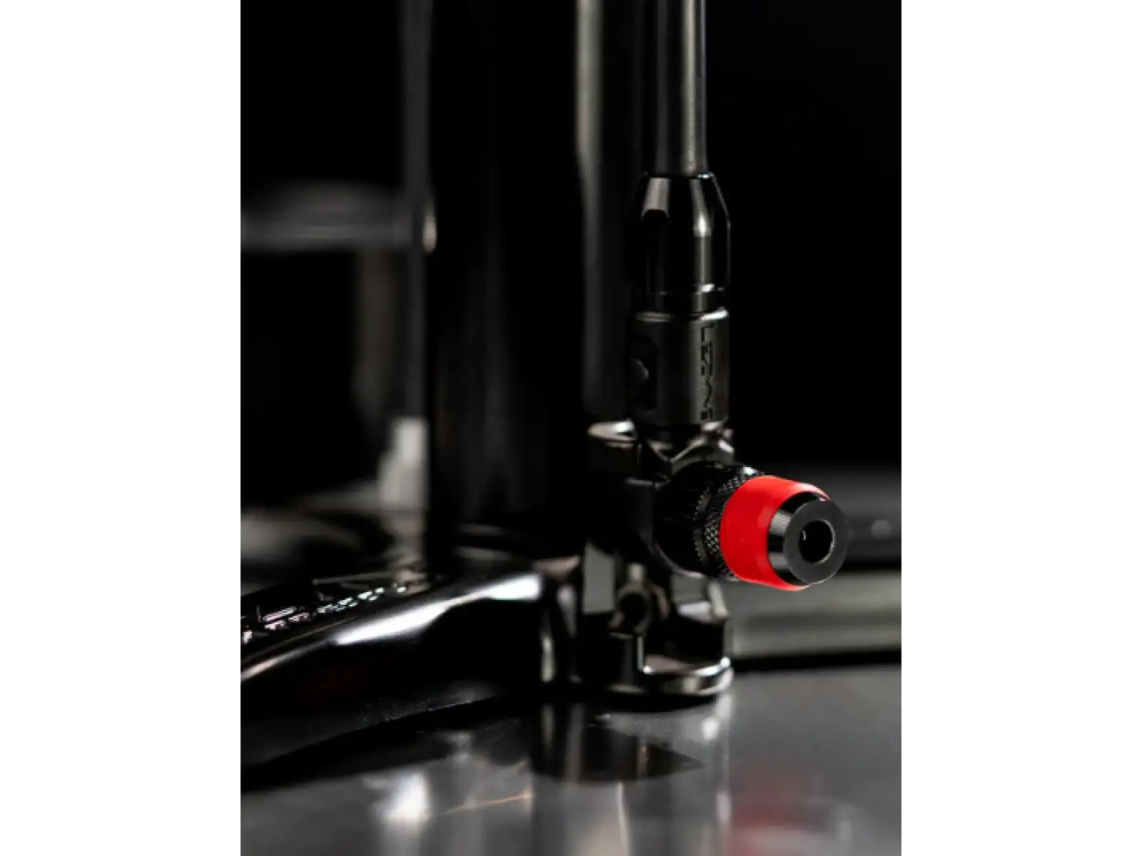 Lezyne CLIK® Floor Drive HP Pumpe schwarz
