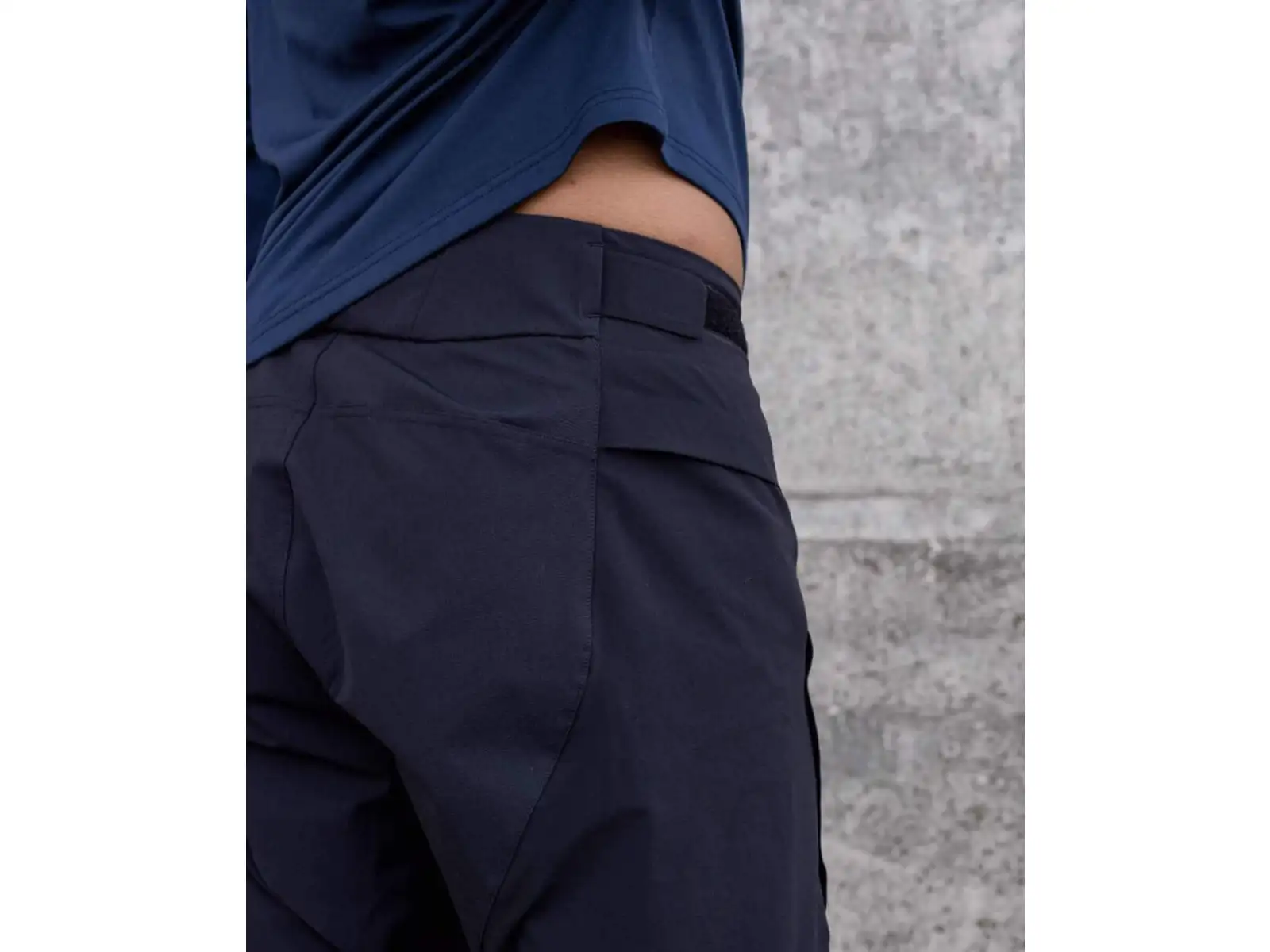 POC Infinite All-Mountain Herren MTB Shorts Uranium Black