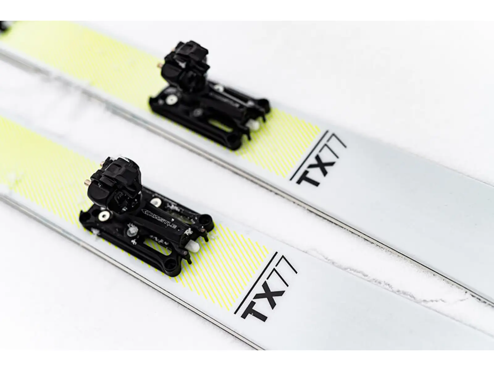 Kästle TX77 + Climbing Skin TX77 175 cm Tourenski-Set