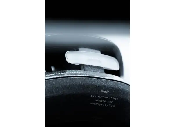 Fizik Fahrradhelm – Vento Kudo Arche