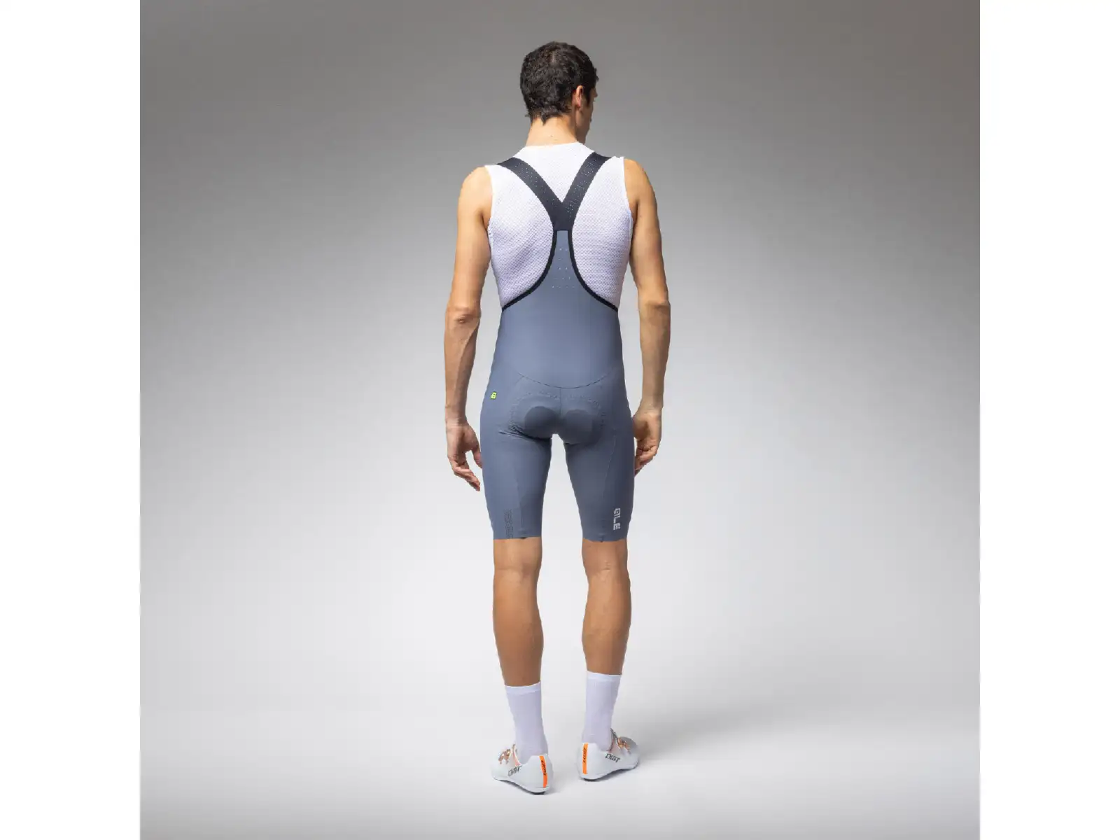 Alé R-EV1 GO Herren-Shorts mit Polster und Trägern Steel