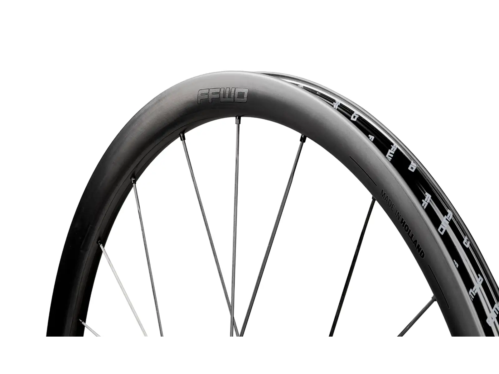 FFWD RAW CS 33 Straßenräder Matt Schwarz