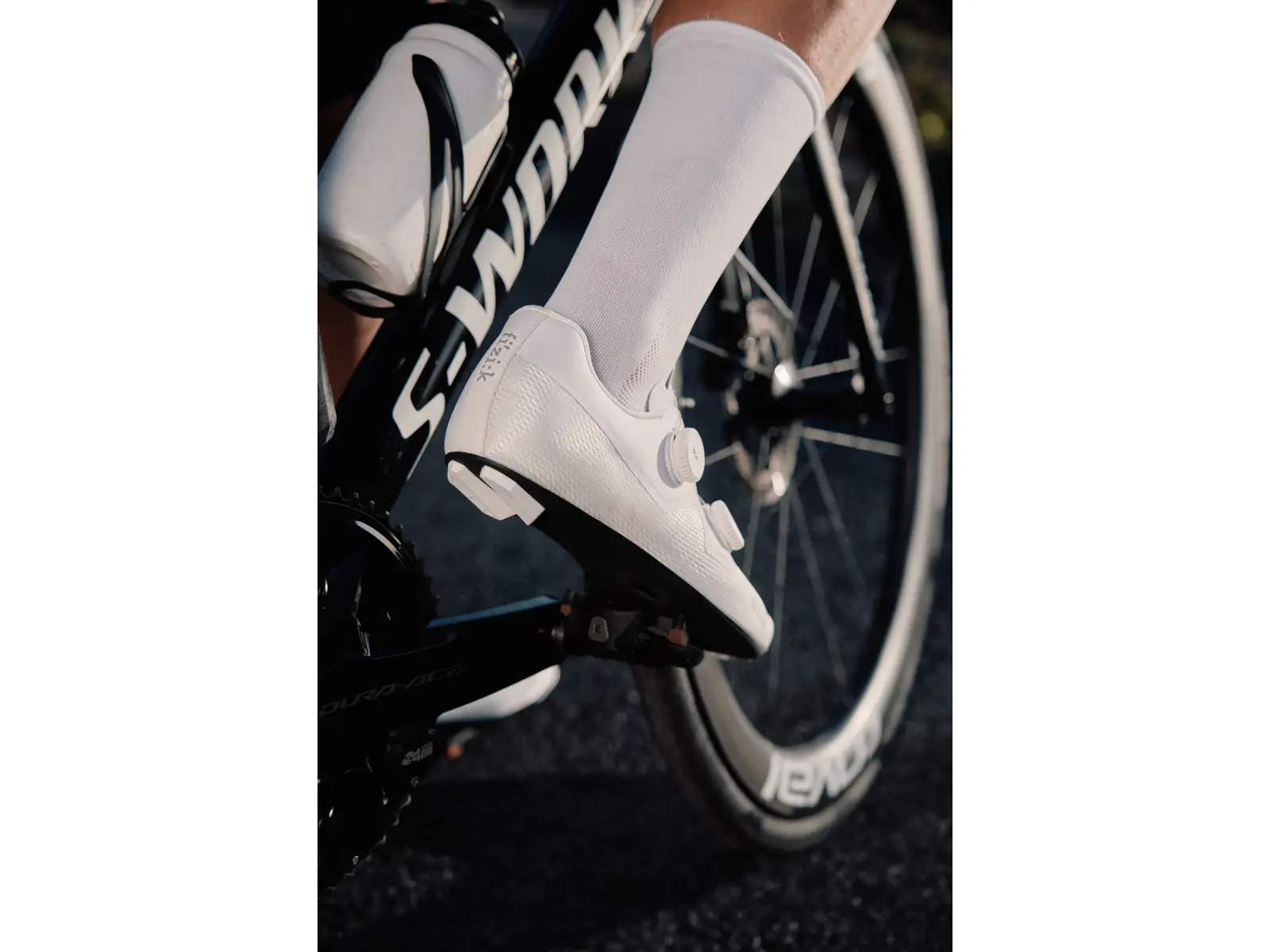 Fizik Tempo Lyra Rennradschuhe White/White