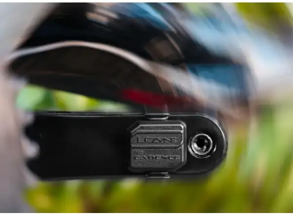 Lezyne Pro Cadence Sensor misst Trittfrequenz in Schwarz.