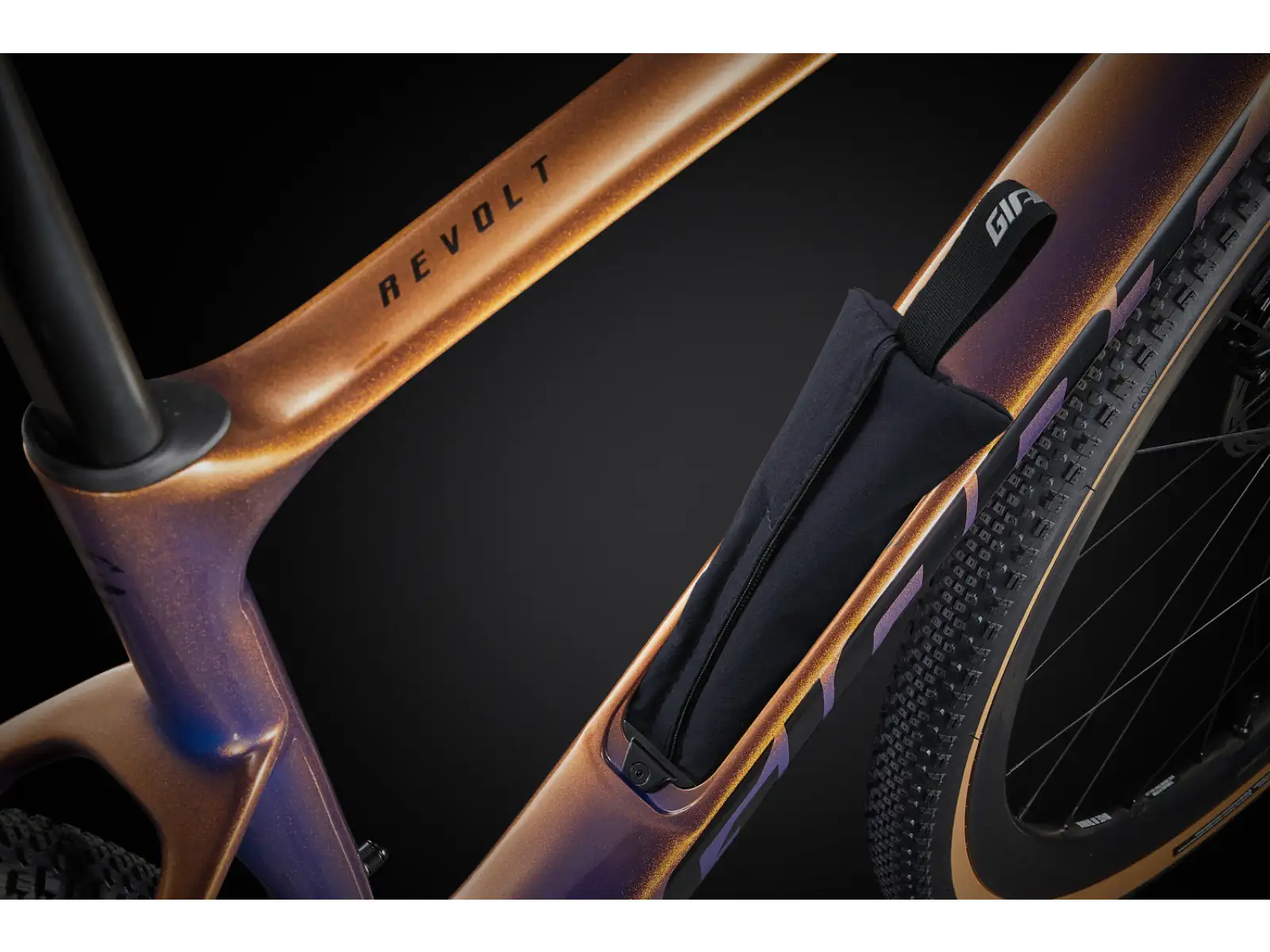 Giant Revolt Advanced Pro 1 Gravelrad Meteor Storm