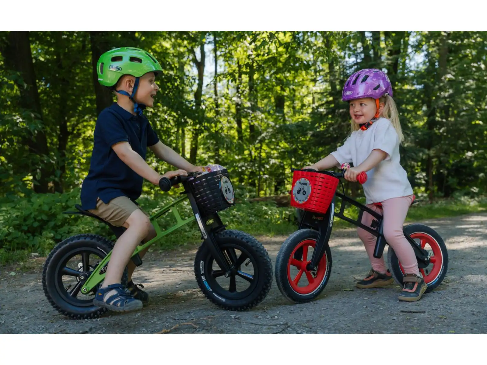 First Bike Street Kinderlaufrad lila