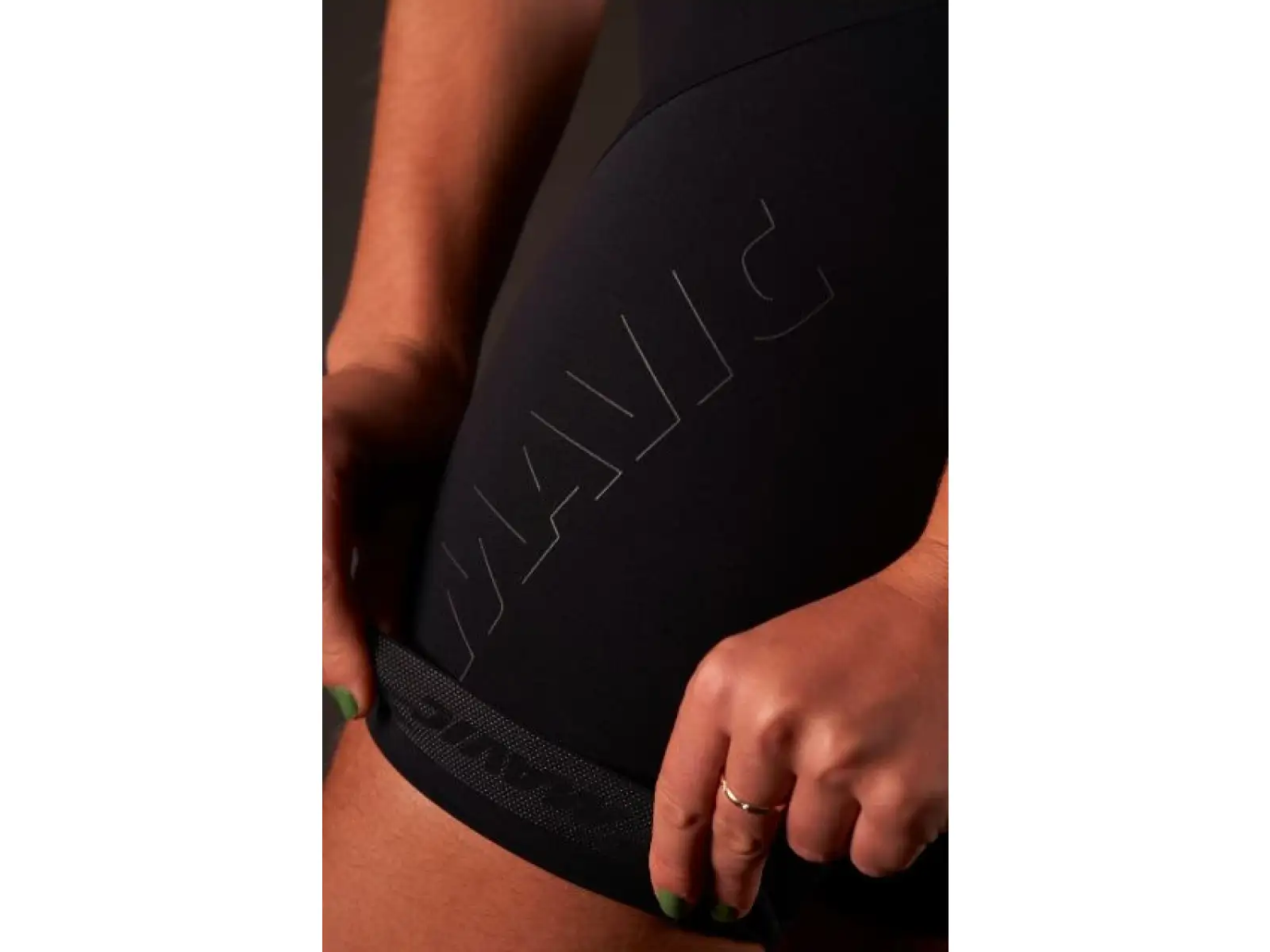 Mavic Cosmic Pro Damen Shorts mit Polster und Verschluss Schwarz