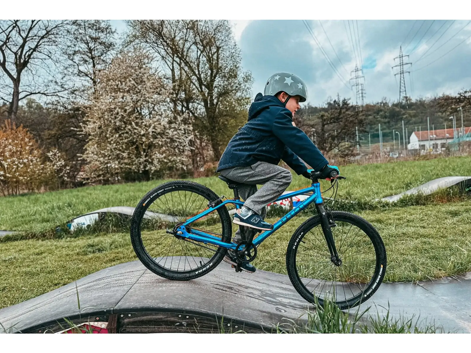 Rascal 24 7 mit Shimano Nexus Kinderfahrrad Himbeere