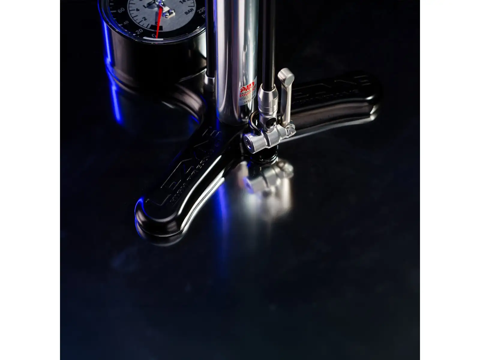 Lezyne Alloy Floor Drive 3.5 Werkstattpumpe mit Presta Pro Kopf