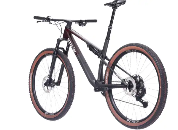 Superior Full‑Suspension Bike – XF 9.6 Team Gloss Carbon/Red