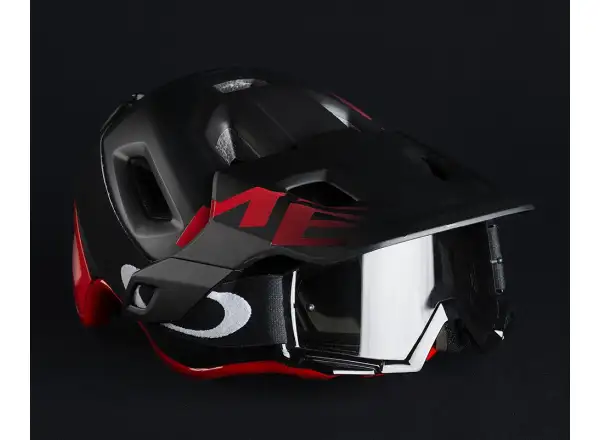 MET Roam MIPS Helm schwarz matt/glänzend