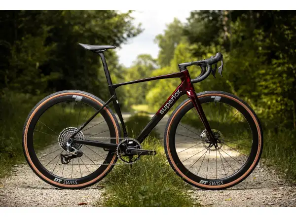 Superior XR 9.9 GR Gravelrad Matte Carbon/Gloss Red