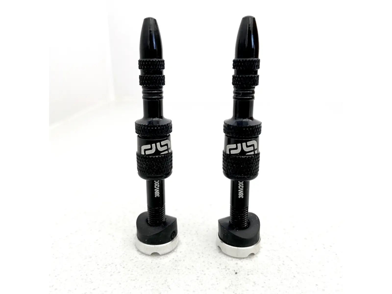 E-13 Quick Fill Tubeless Ventile 16-24 mm 2 Stück Schwarz