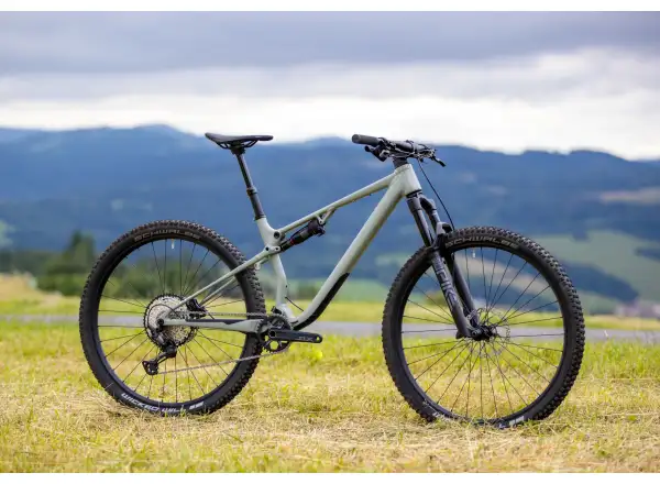 Superior XF 6.6 DC Mountainbike Matte Grün/Grau.