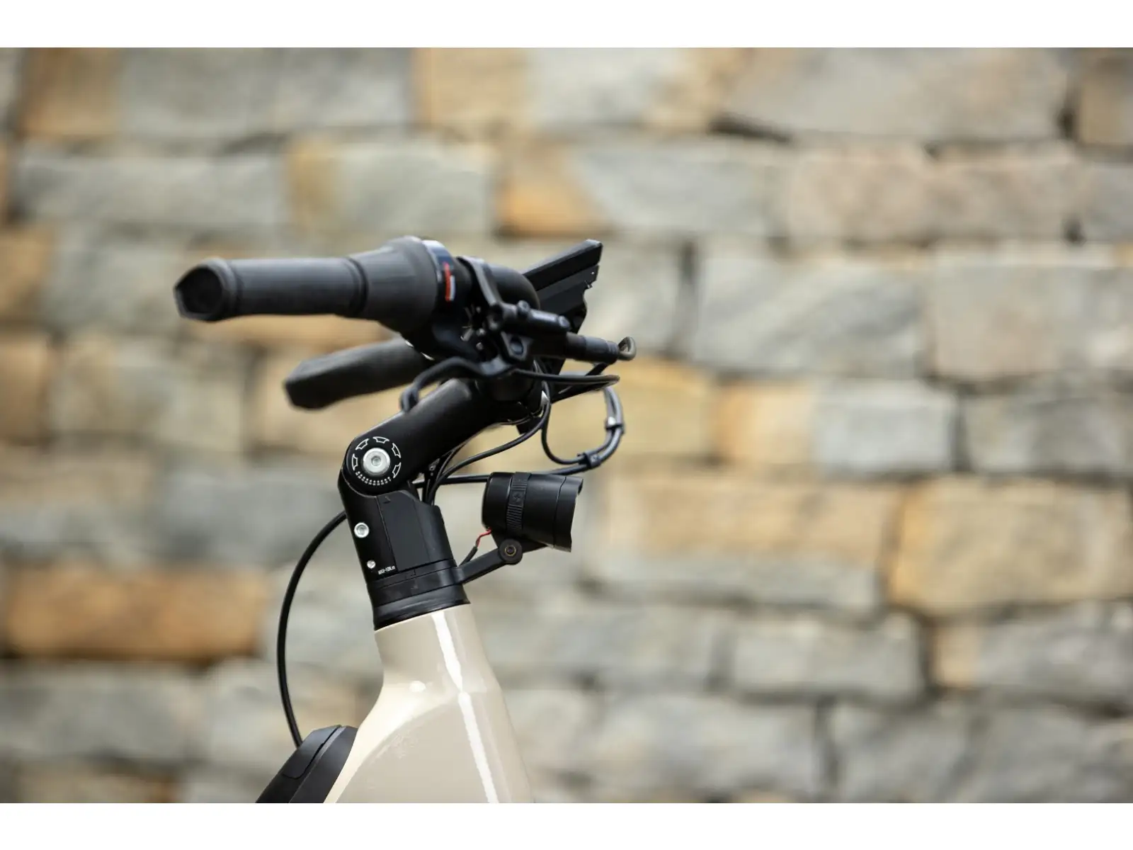 Superior eWAY 6.45 City E-Bike Gloss Dust