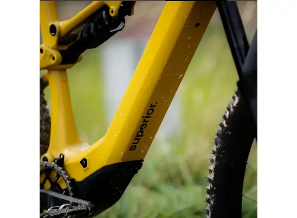 Superior iXF 9.2 vollgefedertes E-Bike Matte Mustard