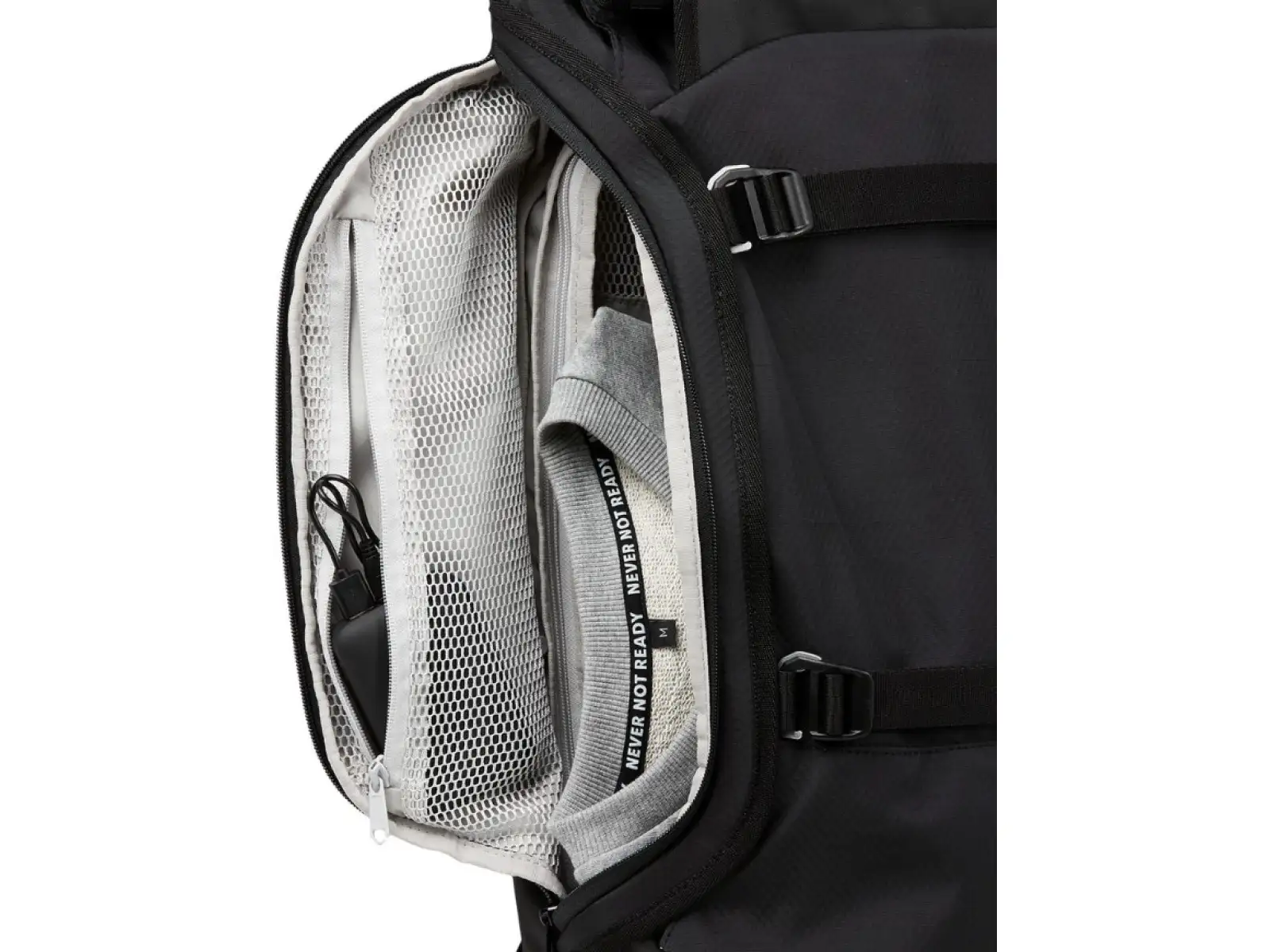 Aevor Travel Pack Reiserucksack Proof Black