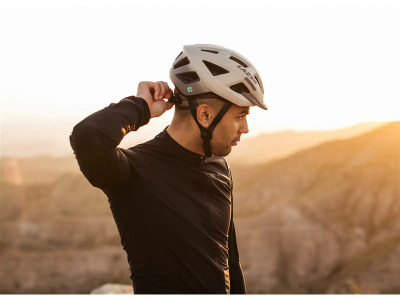 Lazer Cerro KC Straßenhelm Matte Taupe