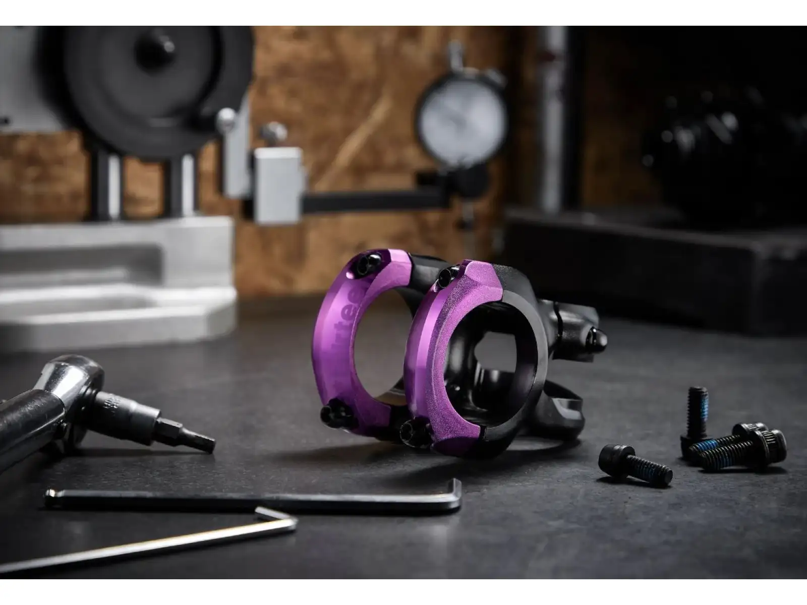 E-13 Plus 35 Vorbau 40 mm Schwarz/Aubergine