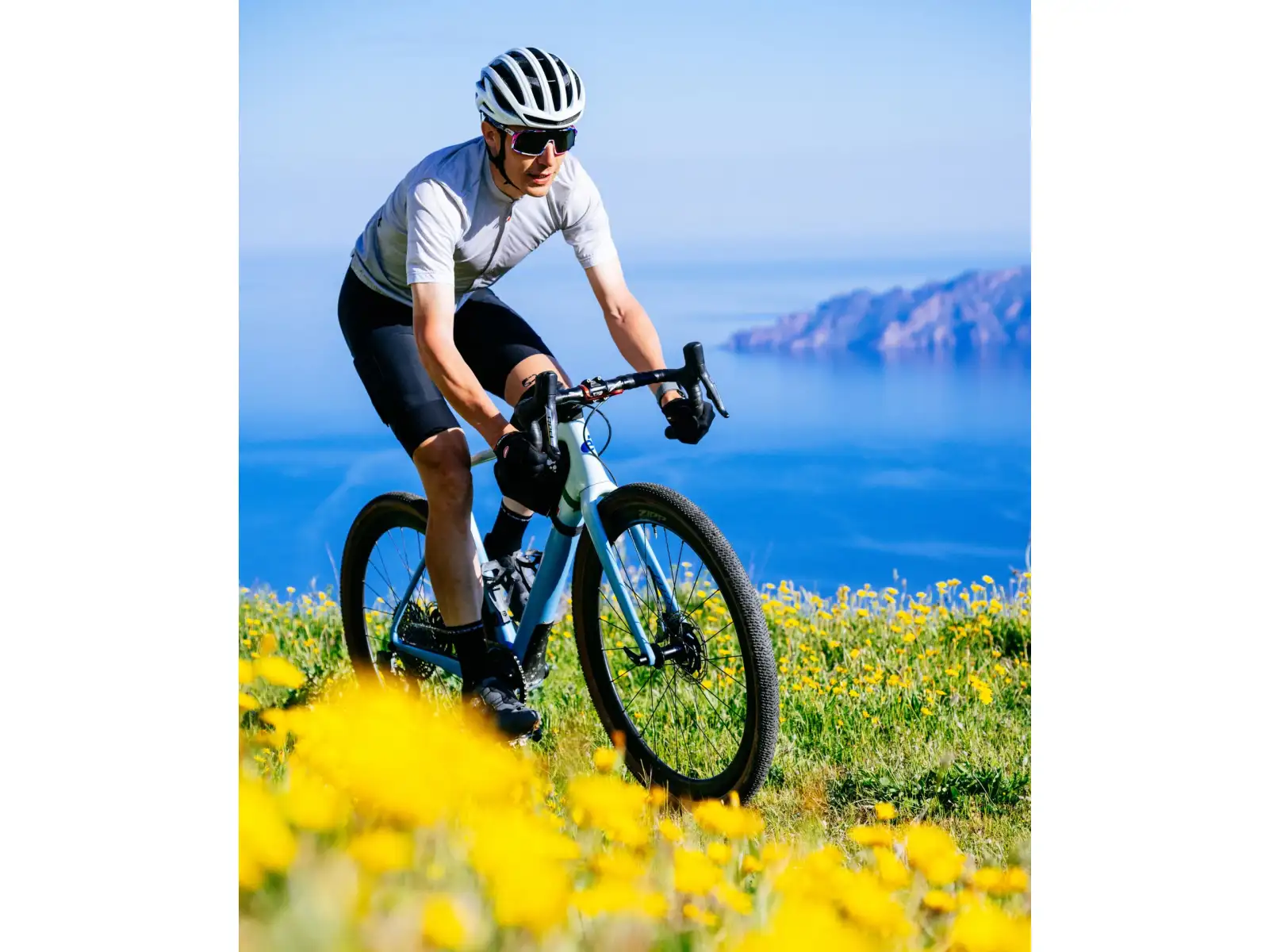Castelli Unlimited Cargo Herrenshorts mit Latz und Einlage Black