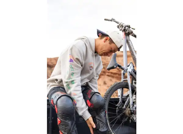 Troy Lee Designs x Red Bull Rampage Valley of Gods Herren Hoodie Bone