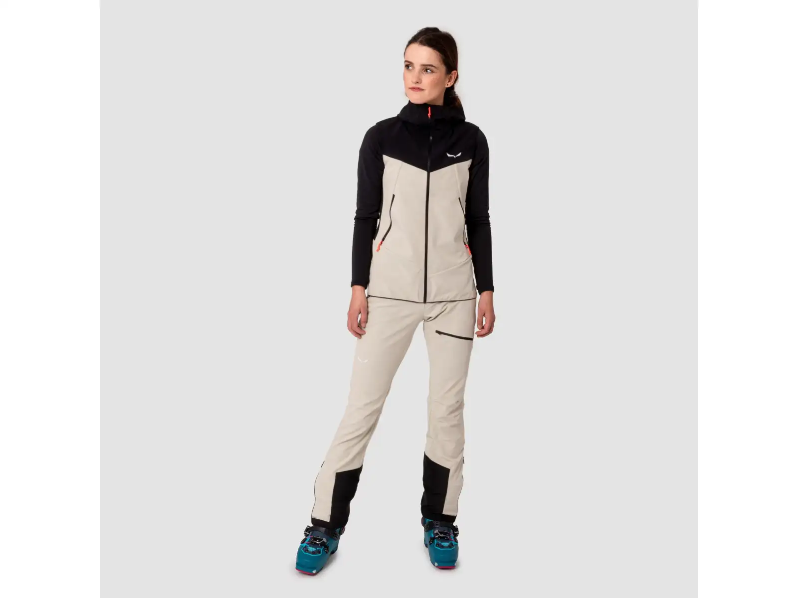 Salewa Sella Durastretch Light Damen Hose in Schwarz.