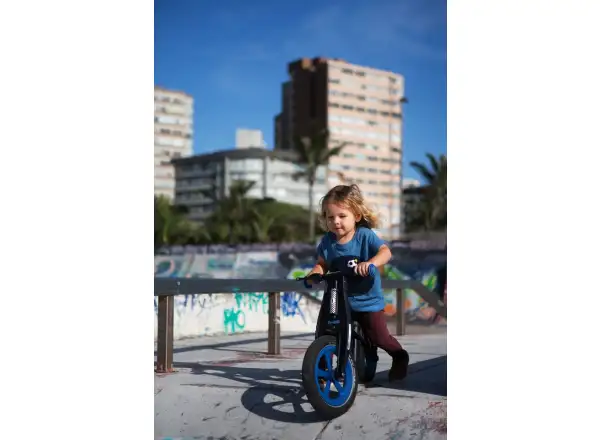 First Bike Street Kinderlaufrad orange