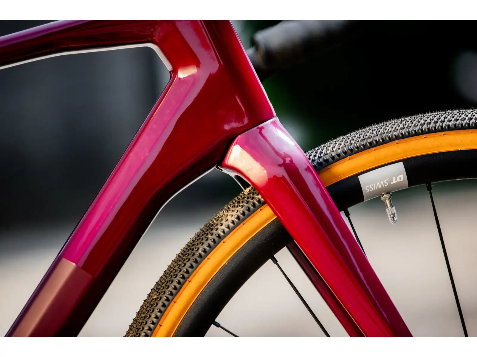 Superior X-Road 9.7 GR Gravelbike in mattem Beeren-Carbon