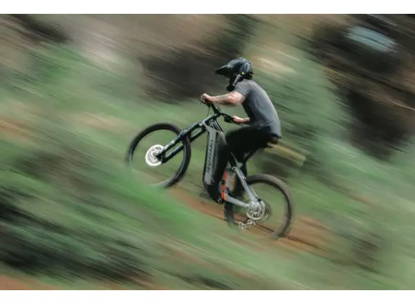 Cannondale Moterra Carbon LT 1 vollgefedertes E-Bike Black