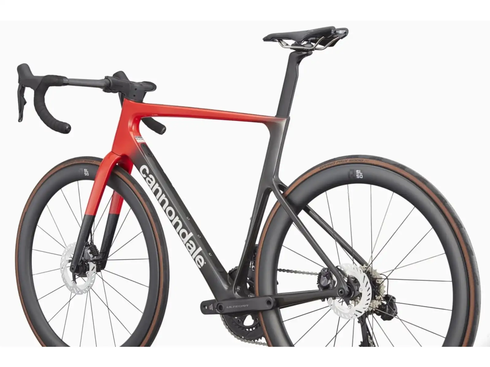 Cannondale SuperSix Evo Hi-Mod 2 Rennrad in Rally Red-Farbe.