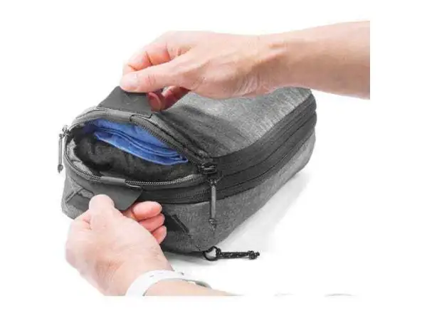 Peak Design Kleidersack Small grau