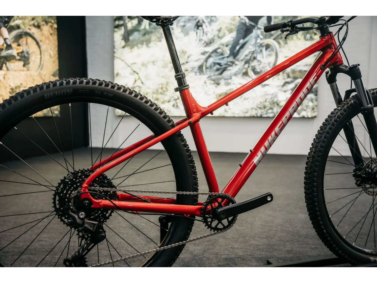 Nukeproof Tracker Comp 275 Cues 1x10 Mountainbike Red/Chrome