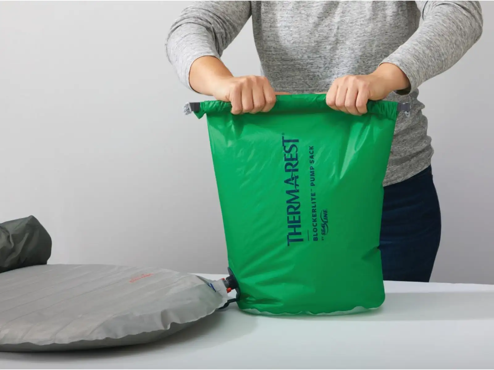 Therm-A-Rest Aufblasbarer Sack für Isomatte
