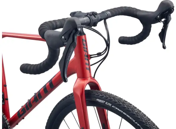 Giant Revolt 1 Gravelbike Granatapfel