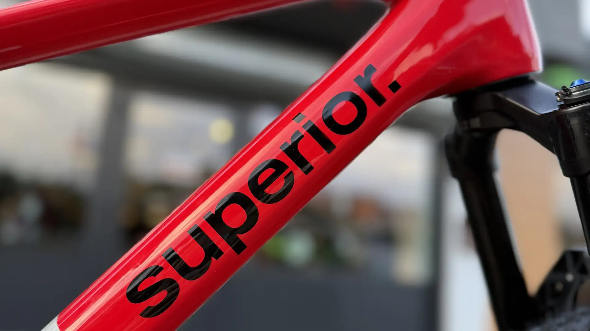 Worauf fährt Koloshop? Honza fährt ein Mountainbike Superior XF 9.6 RC