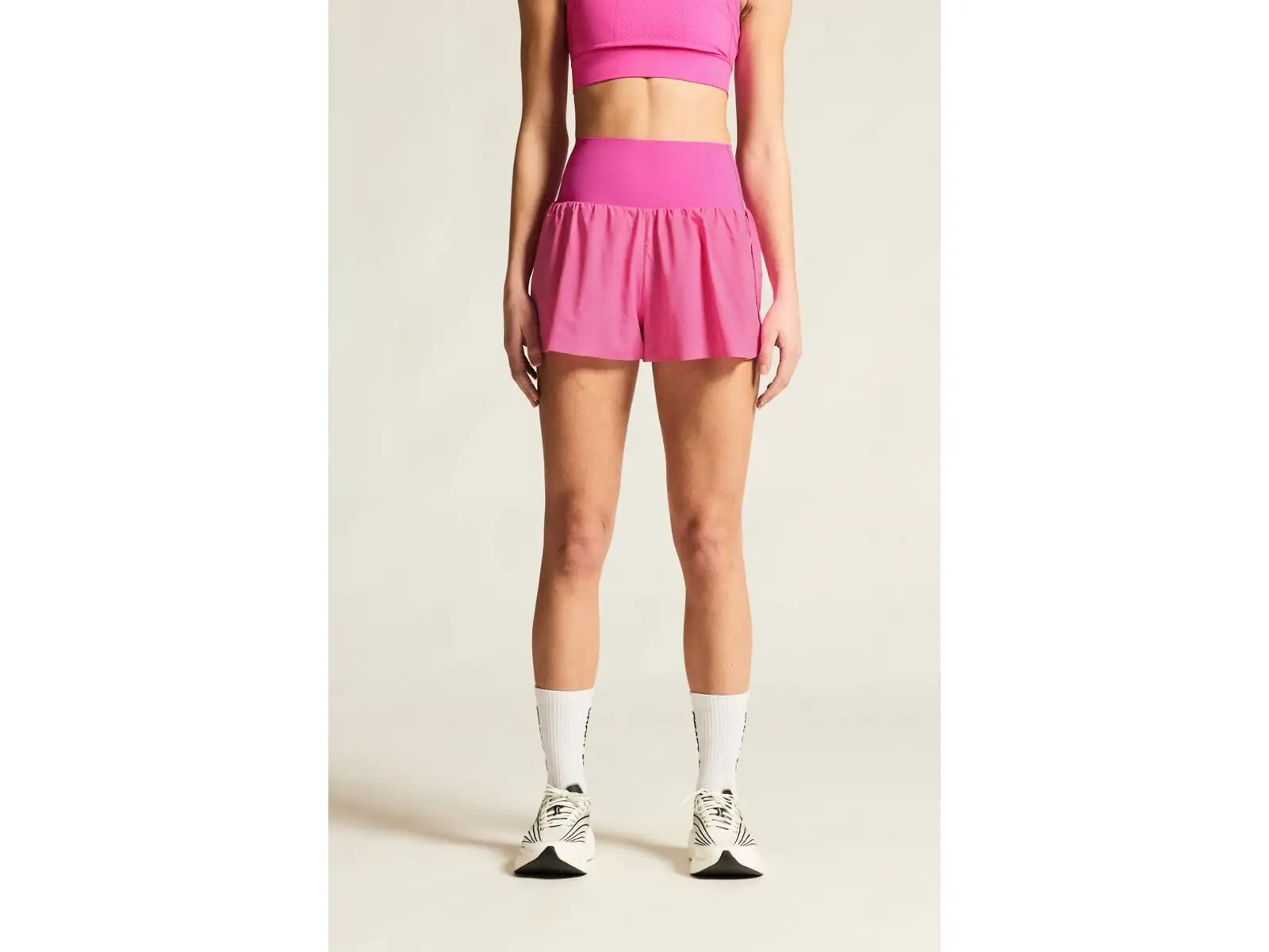 Craft Hypervent Wide Damen-Laufshorts rosa