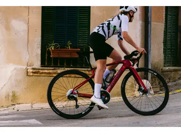 Cannondale Synapse Carbon 4 Rennrad Metallic Red