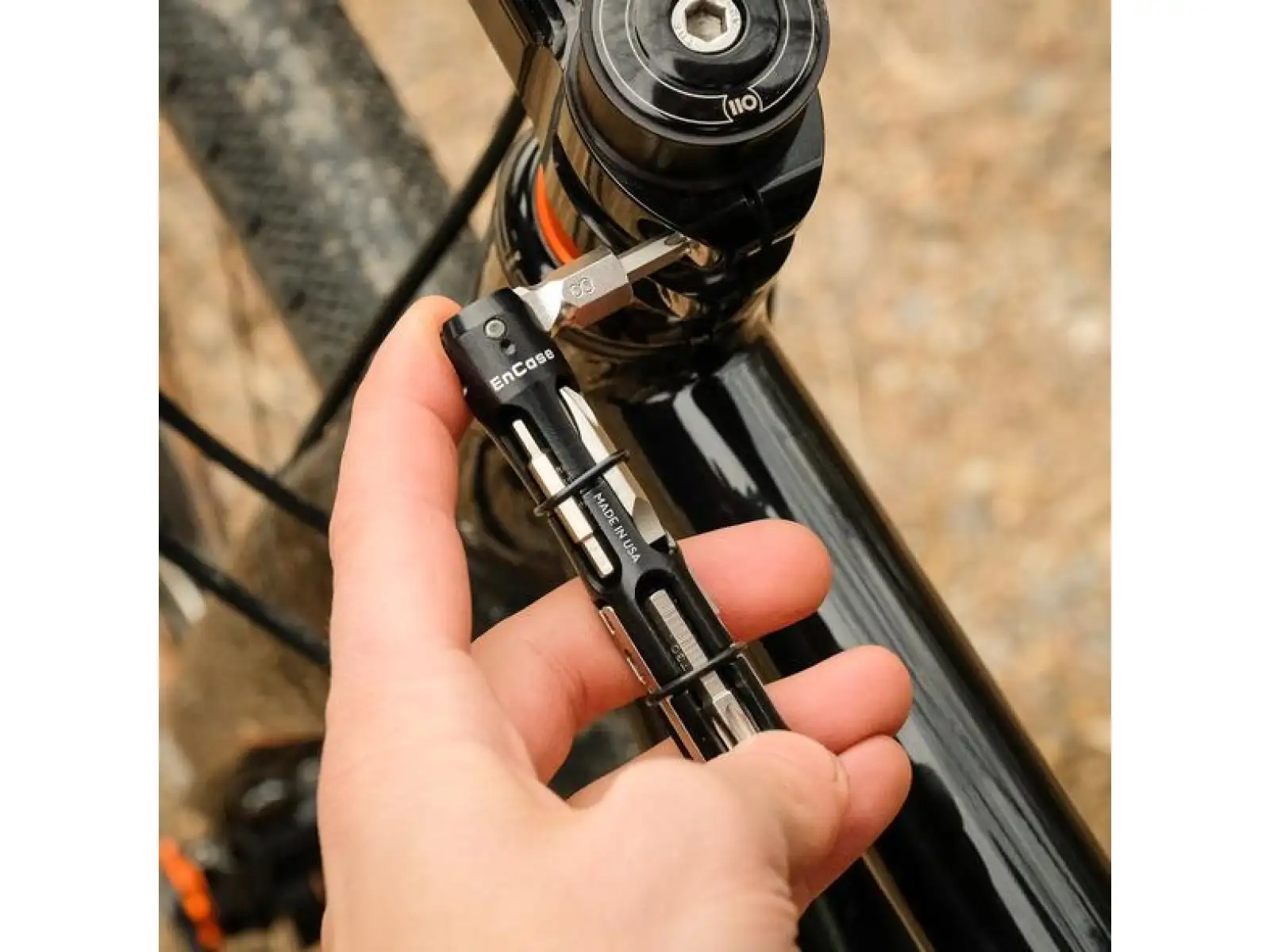 Wolf Tooth EnCase Multitool mit 14 Funktionen