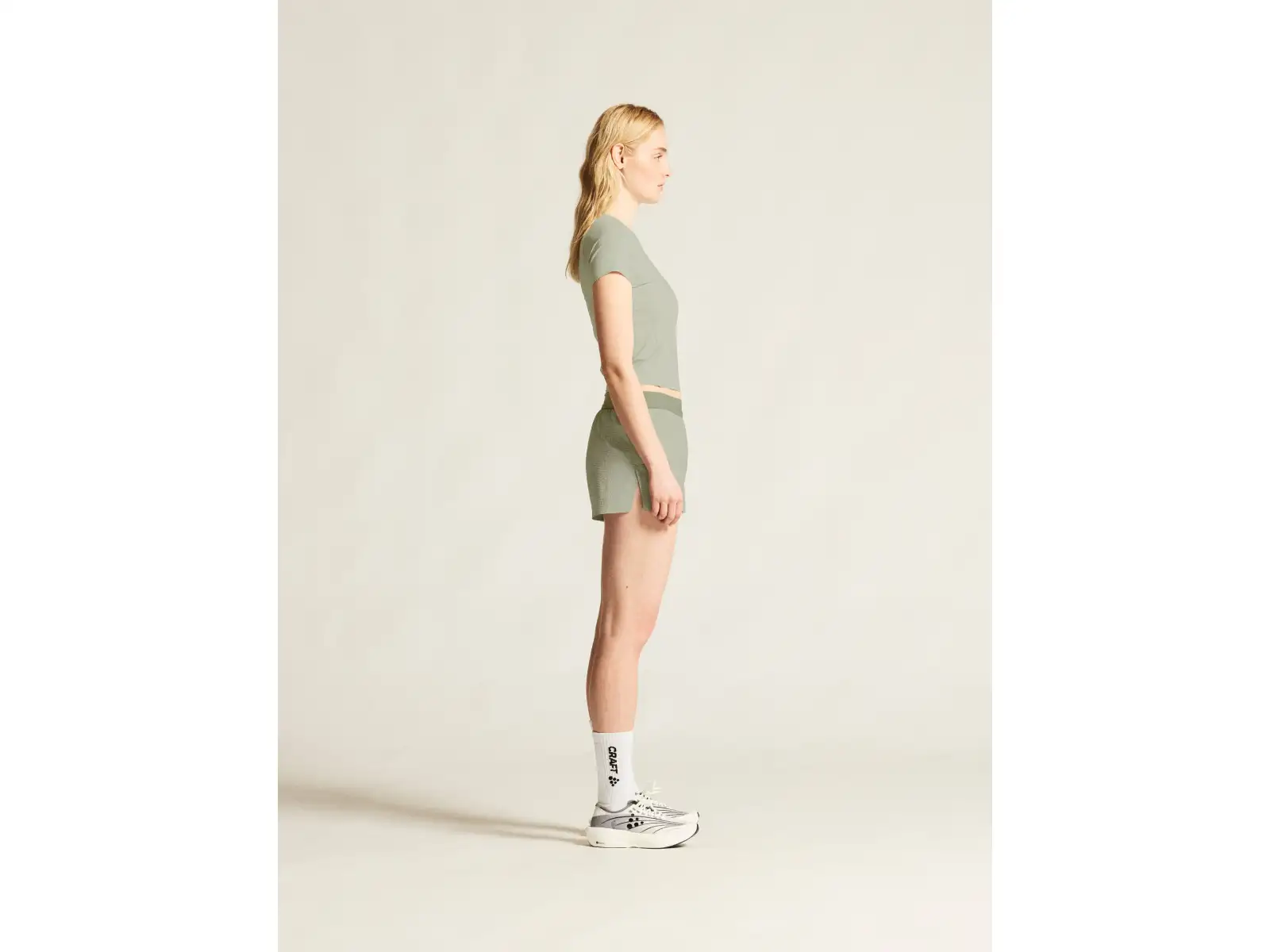 Craft Hypervent Cropped Damen T-Shirt grau
