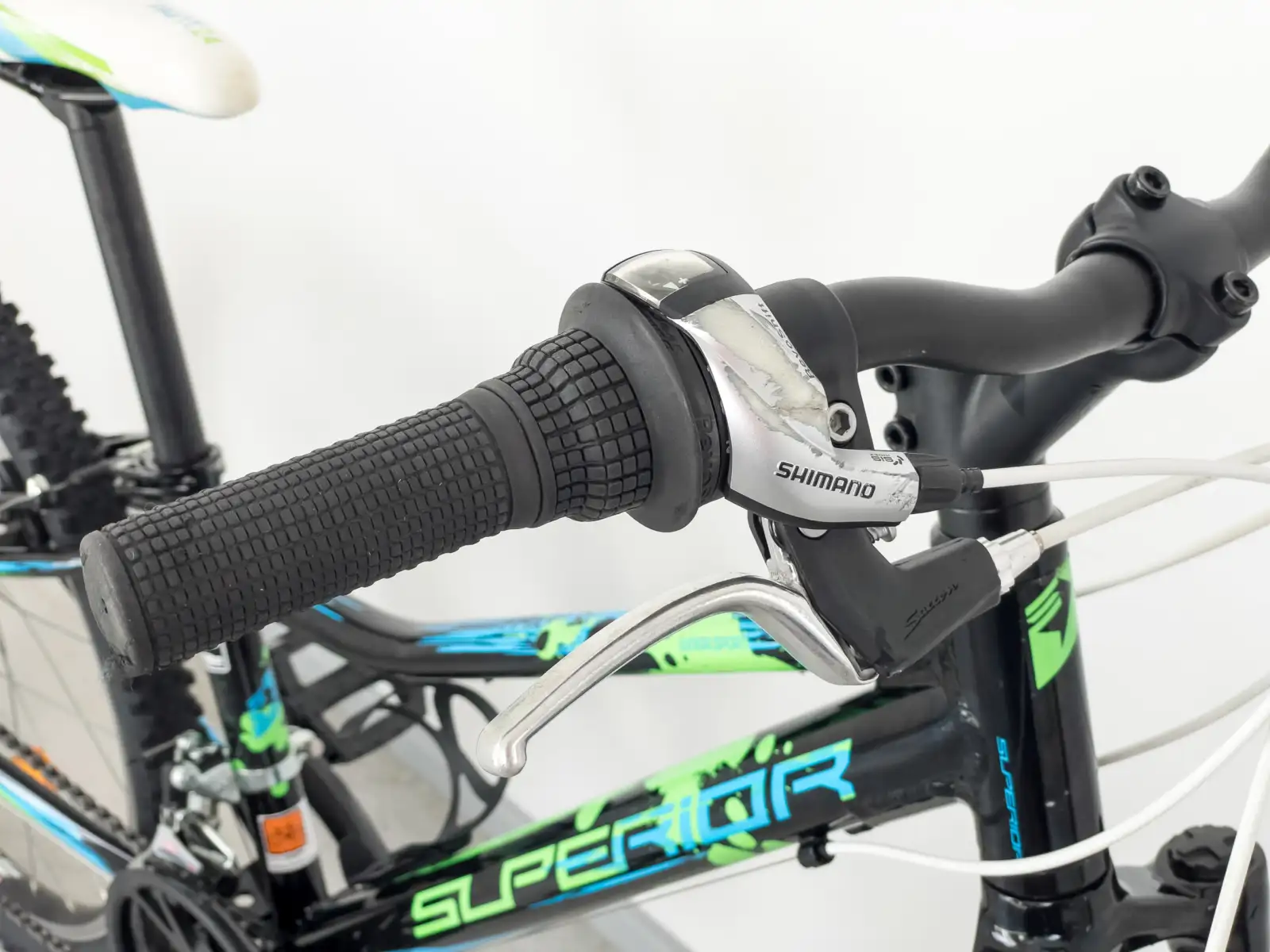 Superior Paint 24 Kinder-Mountainbike Schwarz/Grün BAZAR
