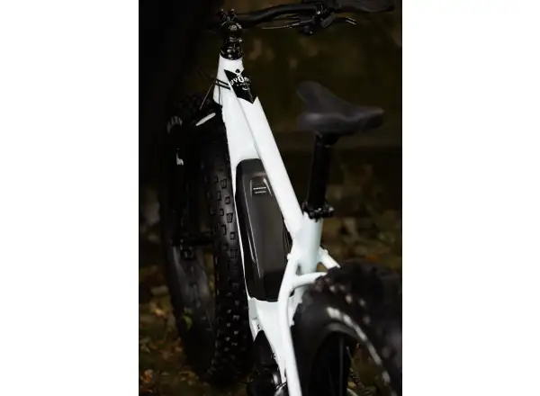Rock Machine VYÖRY e50 S Fatbike E-Bike Gloss White/Black MUSTER