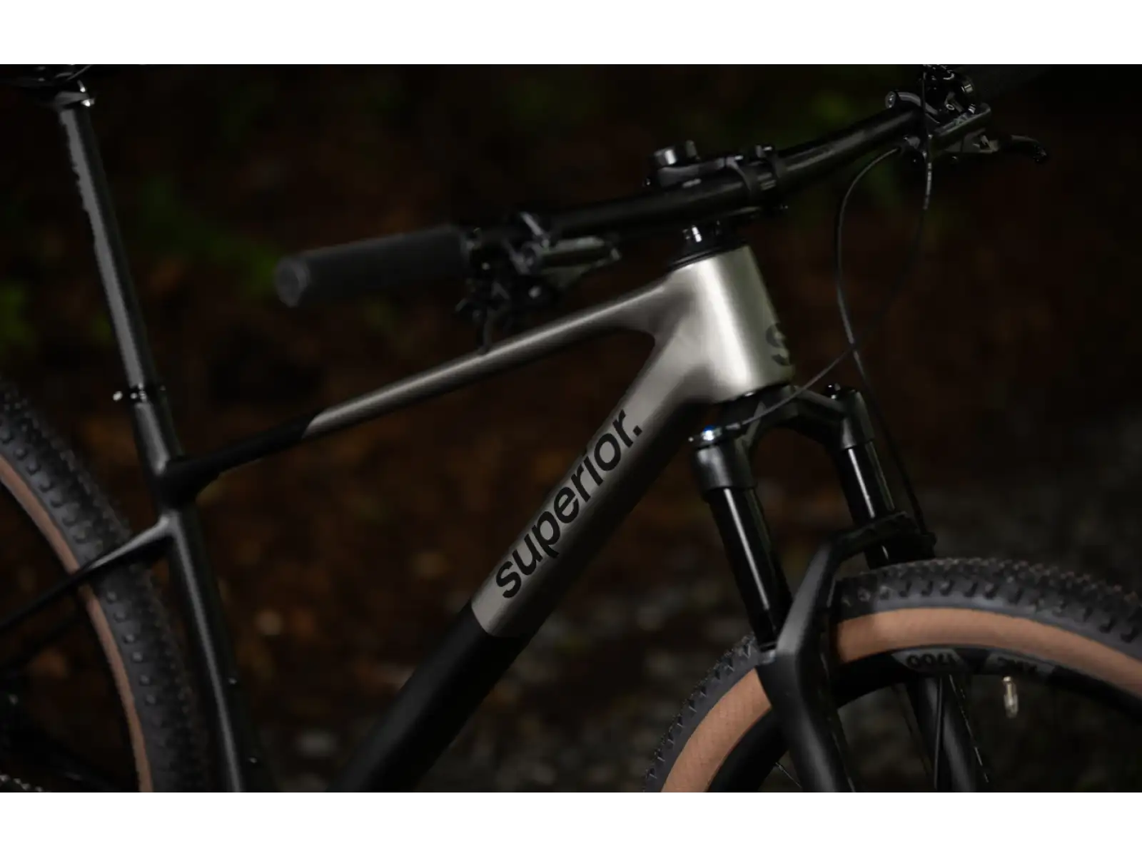 Superior XP 9.8 Mountainbike Matte Carbon/Dark Chrome