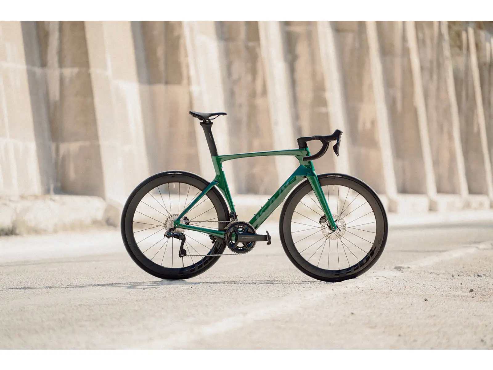 Isaac Meson 105 Di2 Rennrad Jade Green