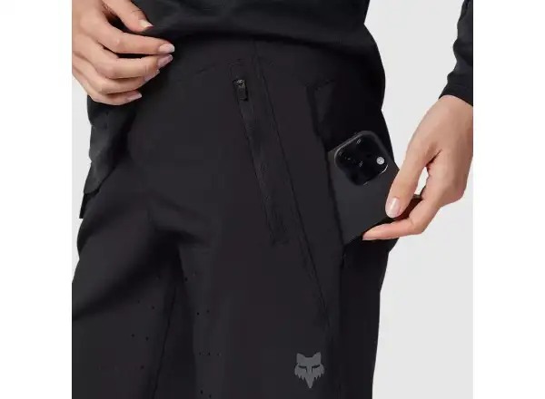 Fox Defend Damen Shorts Schwarz