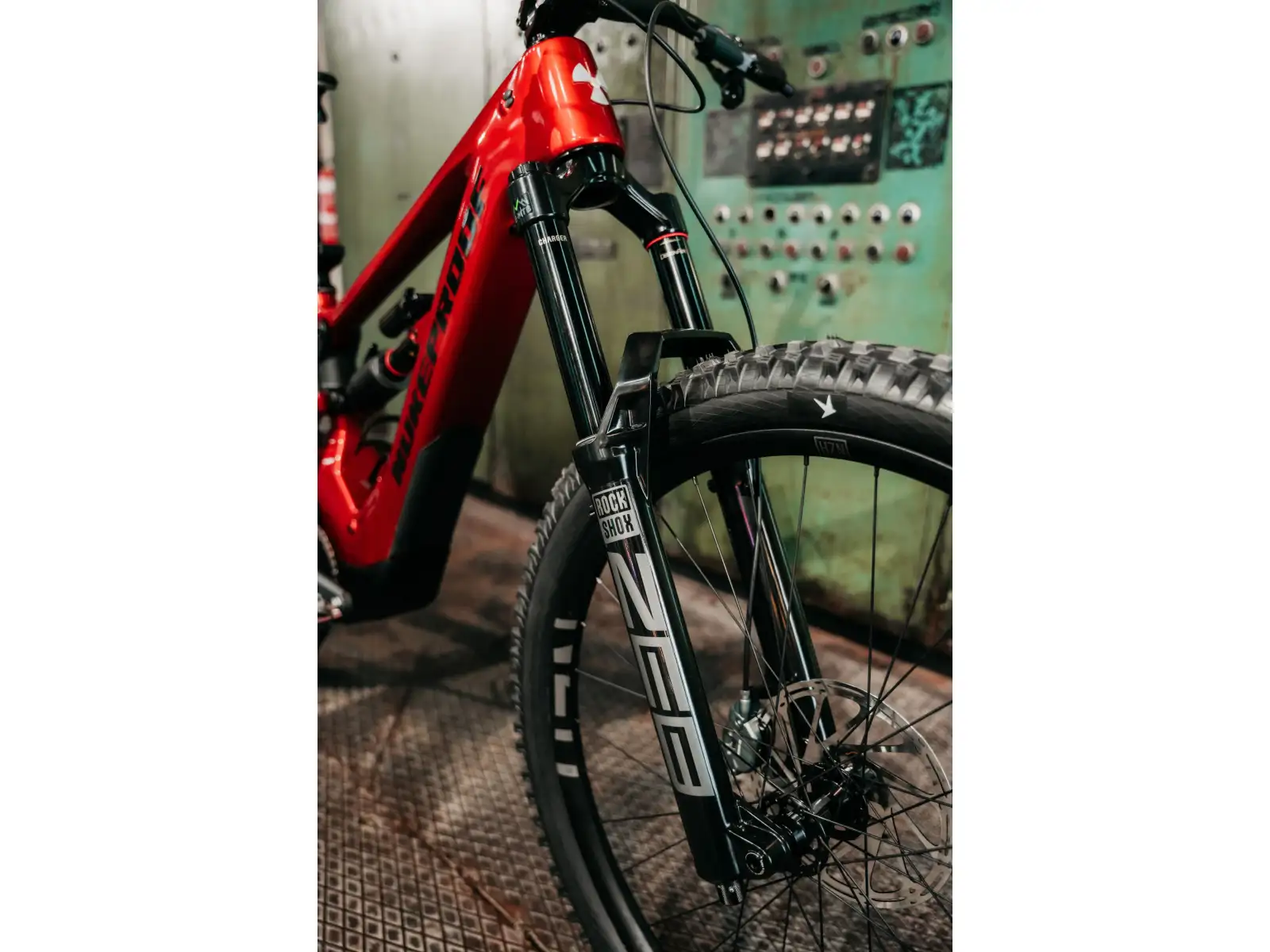 Nukeproof Megawatt Carbon Pro 297 T-GX vollgefedertes E-Bike Red